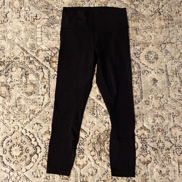 Lululemon wunder under 25in (25 inch) leggings
Color Black - Picture 2 of 5